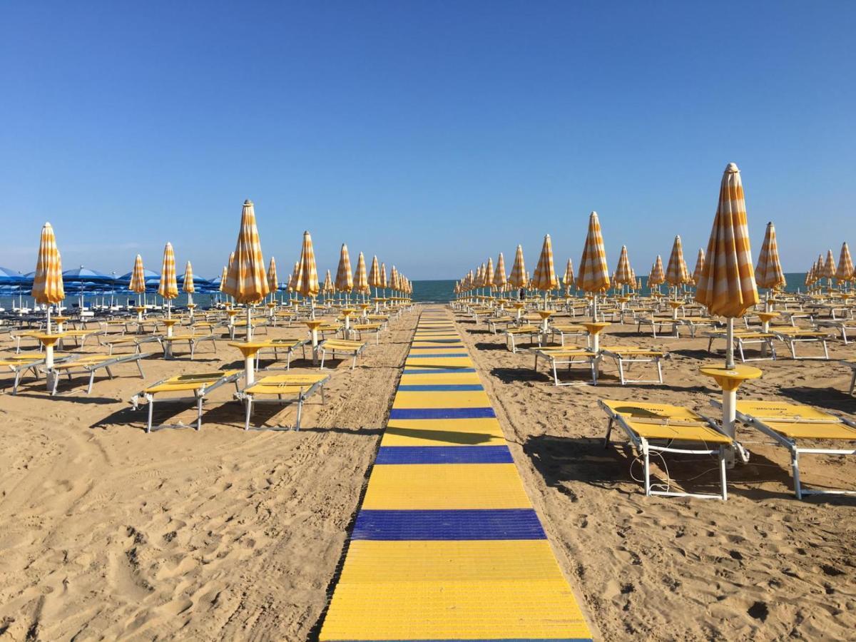 Appartamento Dalmazia 10 Lido di Jesolo Exteriör bild